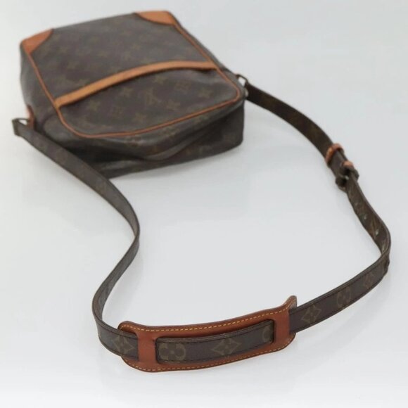 LOUIS VUITTON Monogram Danube MM Shoulder Bag M45264 LV Auth 130318 - Picture 8 of 16